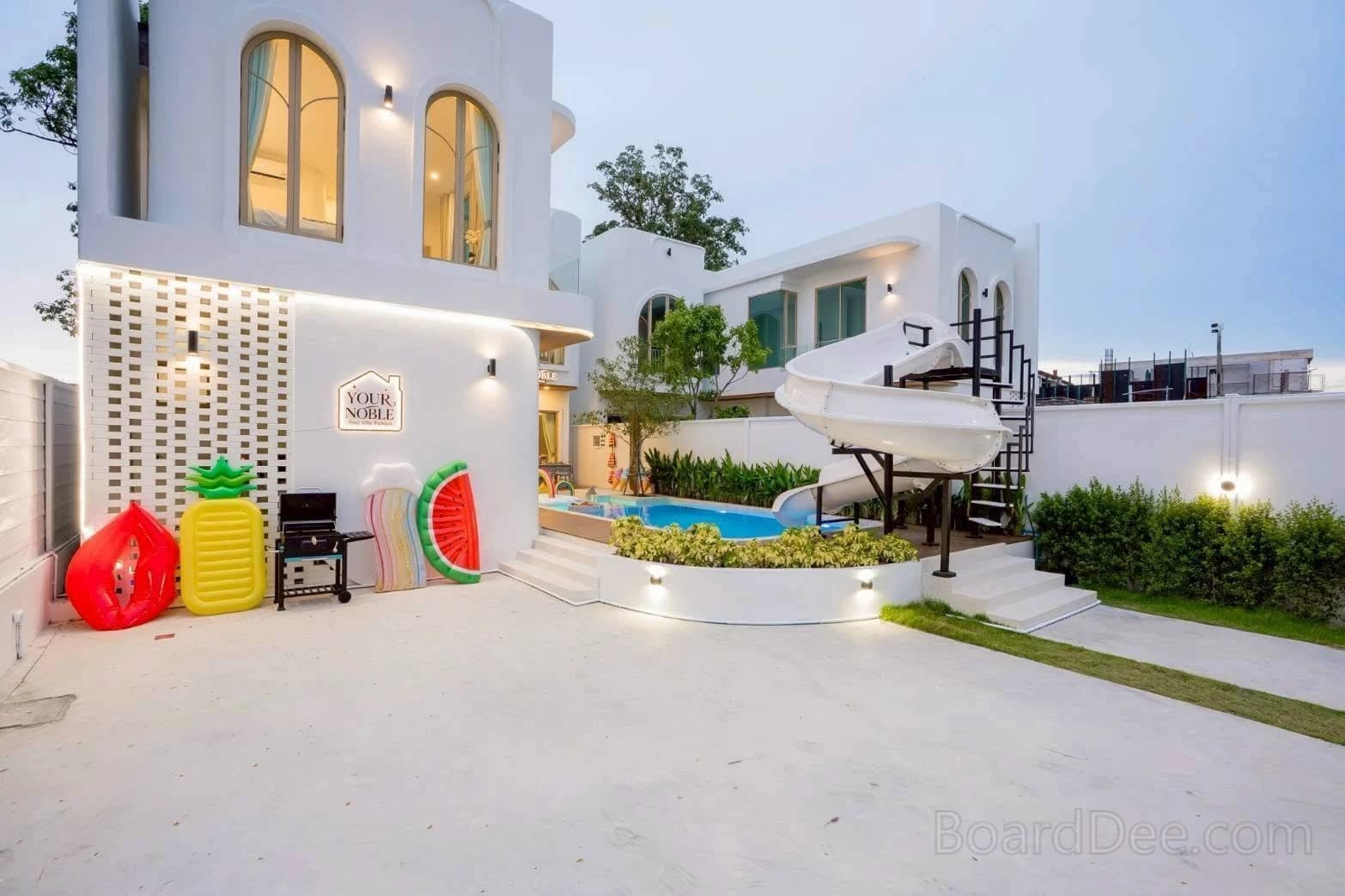 Luxury Pool Villa for Sale with Tenant - Immediate Return on Investment 👍 📍 Near Jomtien Beach