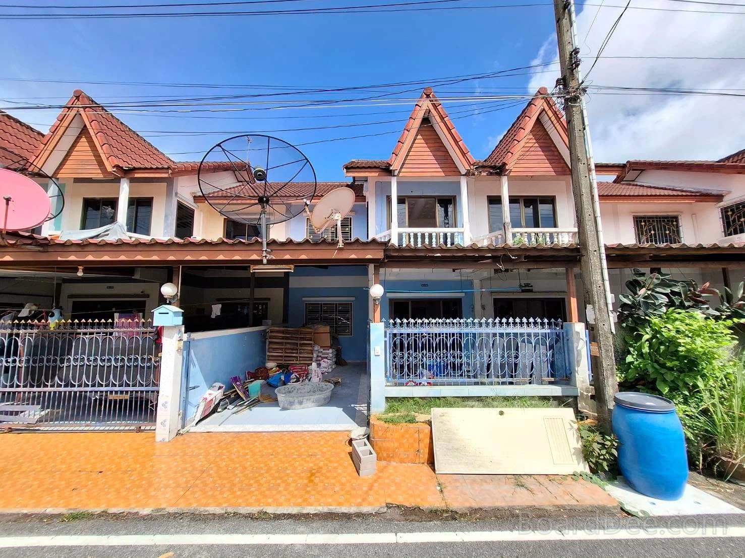 Minimal-style house, Nam Khok zone, near Central Rayong, monthly payments from only 5,000 Baht