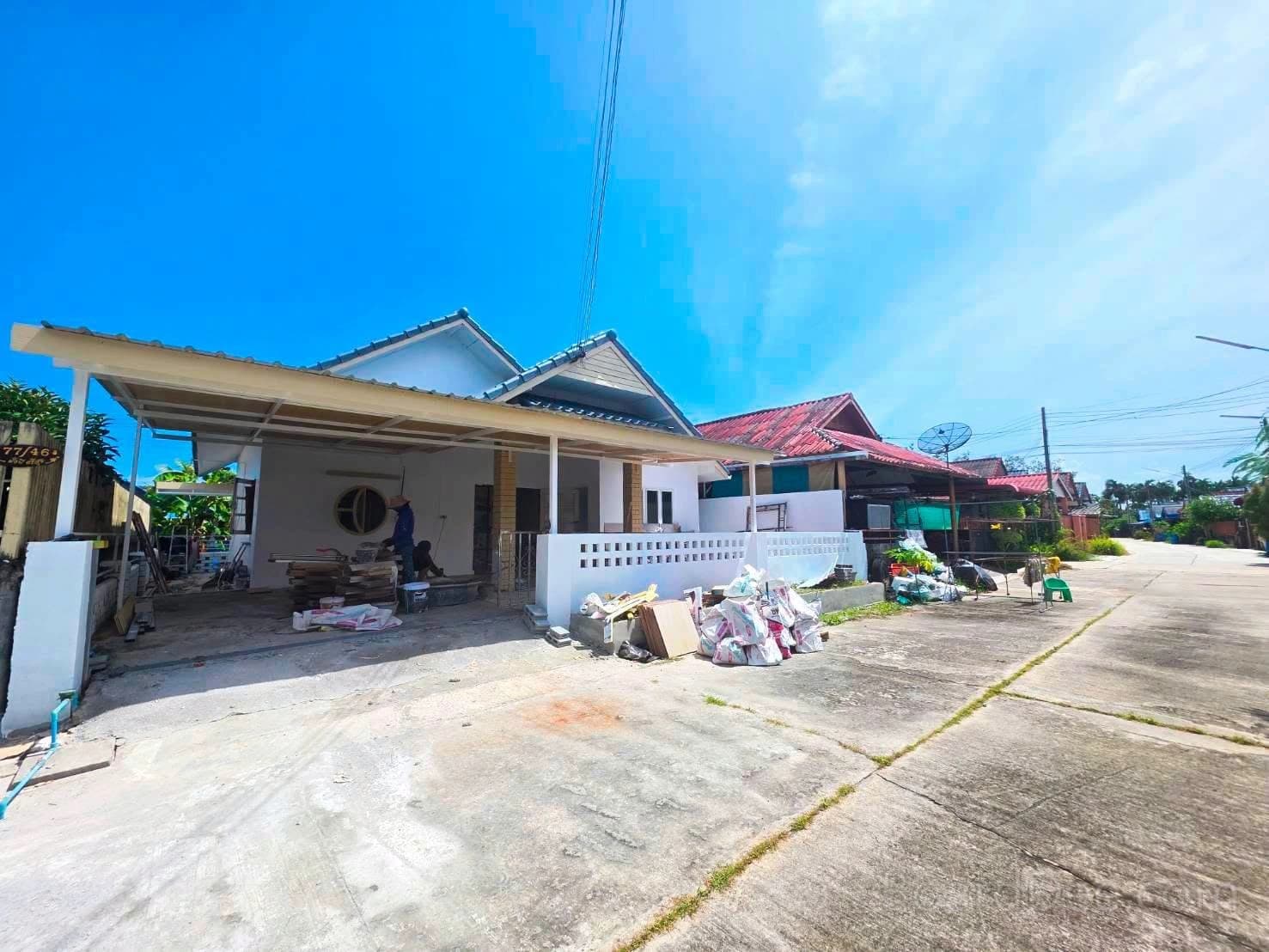 Detached House 4 Bedrooms Ban Laeng, Mueang Rayong District, monthly payments from only 6,000 Baht