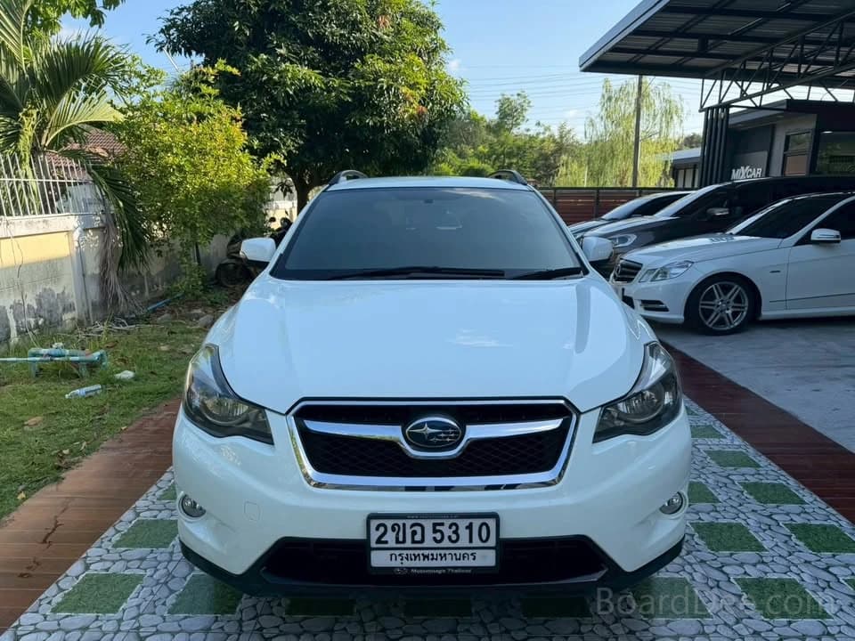 Subaru XV ปี2015 ตัวนี้พิเศษเป็นชุดแต่งSTIเดิมโรงงานทั้งคันอ๊อพชั่นภายในจัดเต็ม