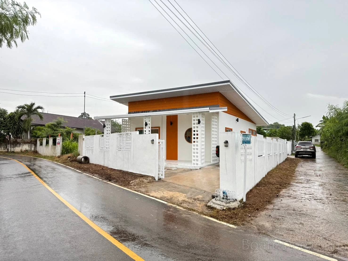 House for Sale – Prime Location, Only 500 Meters from ไคโกะ University!