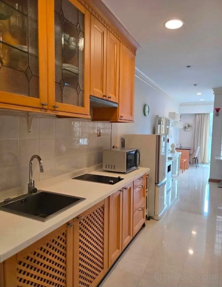 Silom Grand Terrace for Rent - Easy and Convenient to Travel