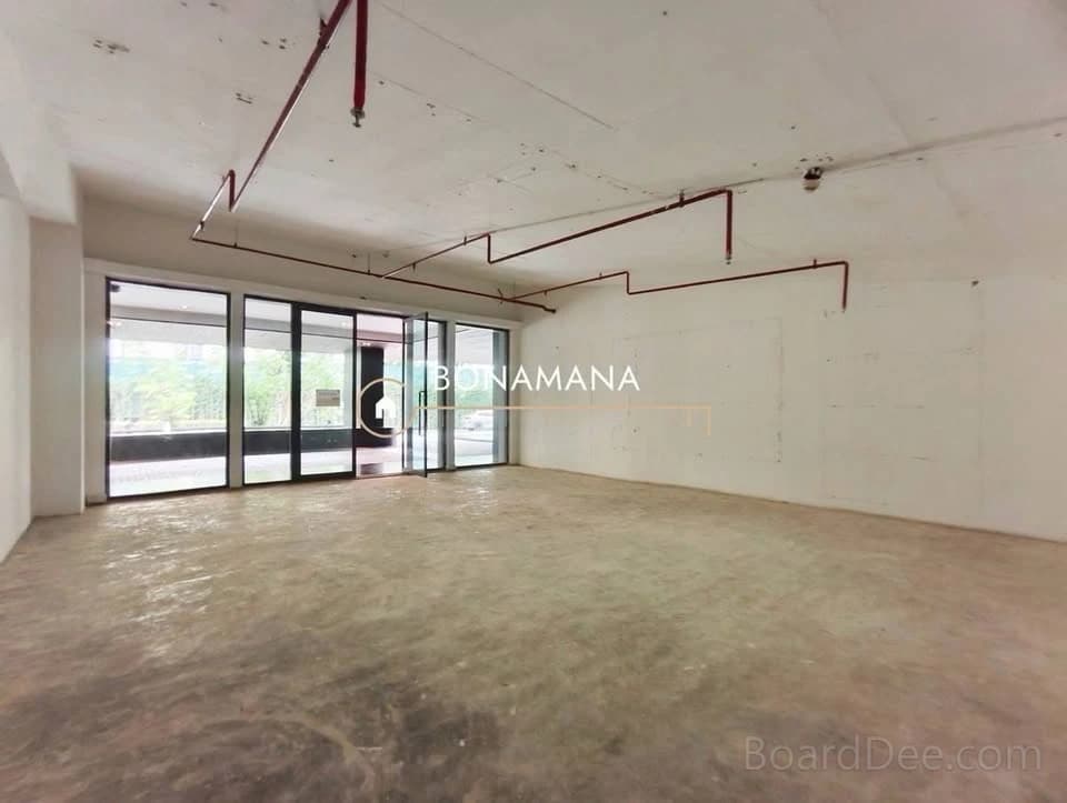 Commercial / Retail Space for Rent in Thonglor — 72 sq.m. (G floor, office / showroom / cafe)